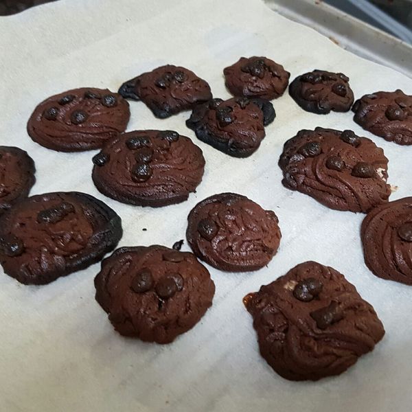 苦甜巧克力擠花餅乾 : 旅行的葉子一起做