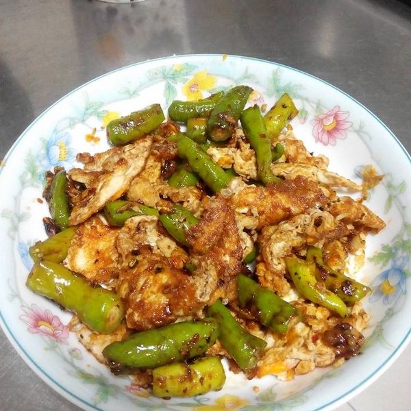 糯米椒炒蛋（催淚蛋）：雅婷張 一起做