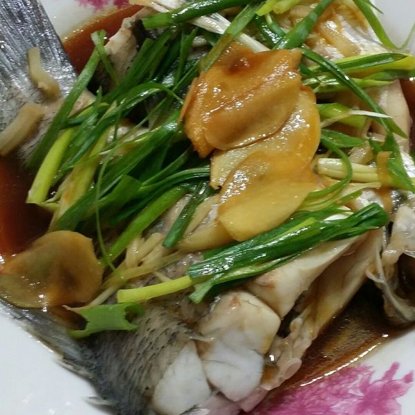 蔥薑清蒸鱸魚 : 徐舞子一起做