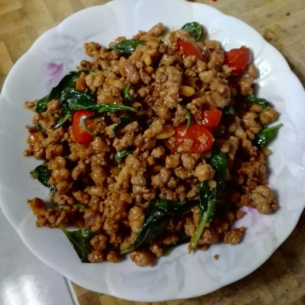 扒完三碗飯! 泰式打拋豬 食譜 : 桑媽一起做