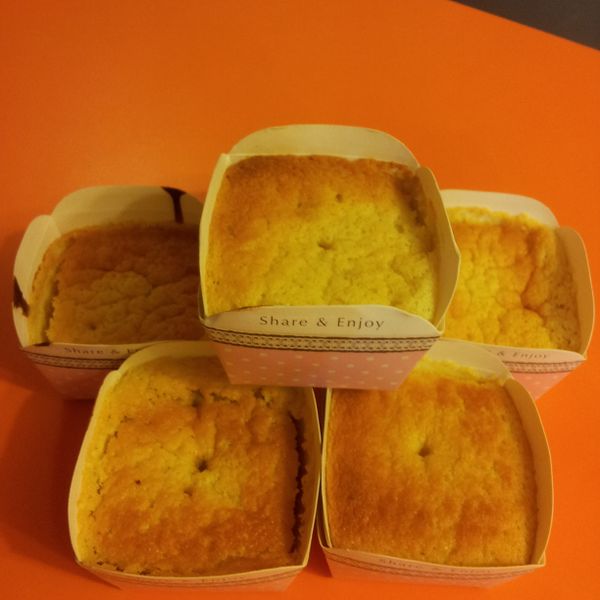 優雅的下午茶～檸檬小蛋糕：Fenny Chiou 一起做