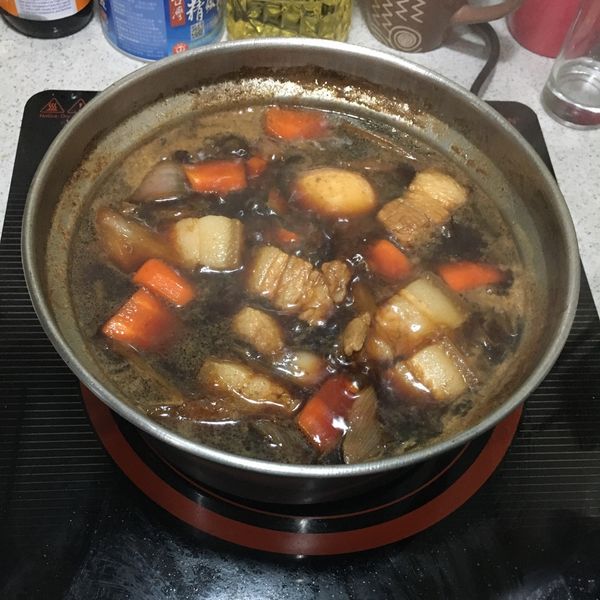 超簡易可樂滷肉 : Shiau Bai Bo Che一起做