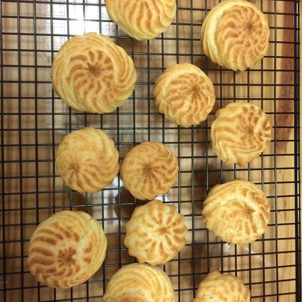 簡易鮮奶油泡芙：lulu 一起做