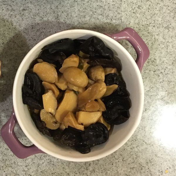 下飯菜!醬滷綜合菇 (杏鮑菇。蘑菇)：Eva Lu 一起做