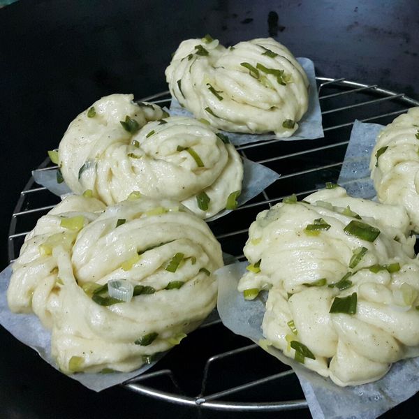 香蔥花捲：洪小婷 一起做