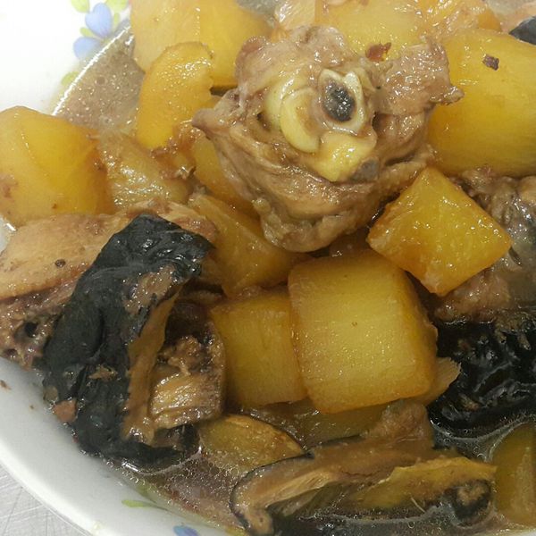 蘿蔔燒雞 : 駱逸涵一起做