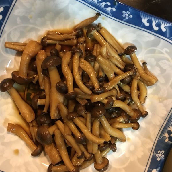 5分鐘上菜─蒜香鴻喜菇 : 陳均均一起做