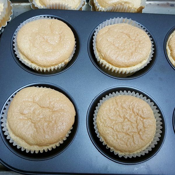 只要3種食材做蛋糕【無油低糖】 : Ailine Chen一起做