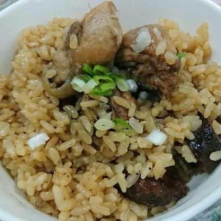 香菇麻油雞飯：潘潘的手作料理廚房 一起做