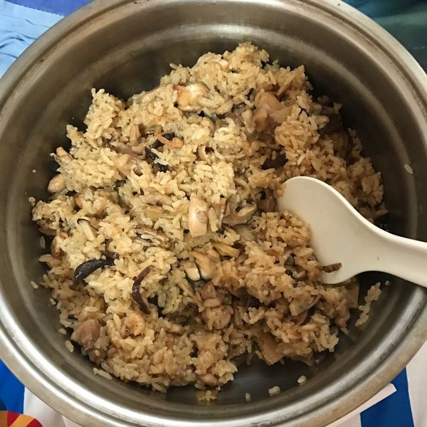 暖心暖胃麻油雞飯：U-ni Lin 一起做