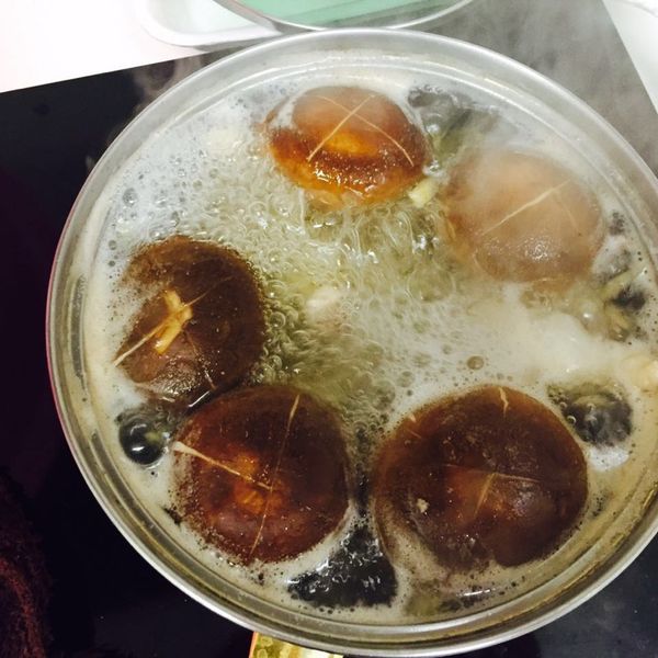 香菇雞湯🐔：珍妮兔 一起做