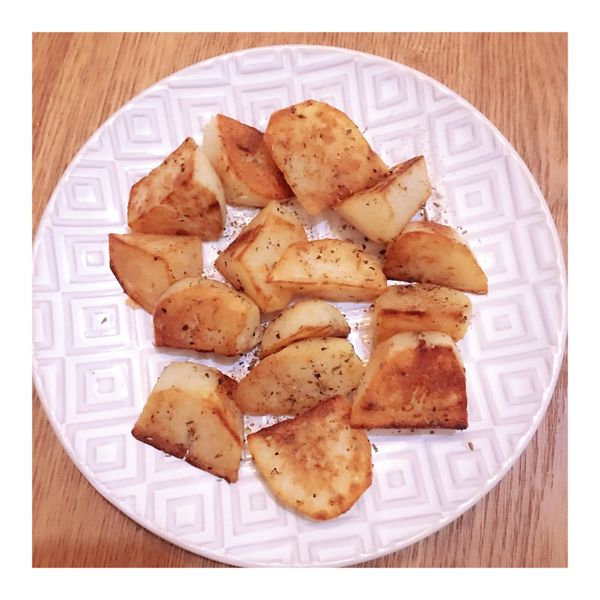 10分鐘小零嘴點心─香草煎馬鈴薯 : Ya Ling Fang一起做