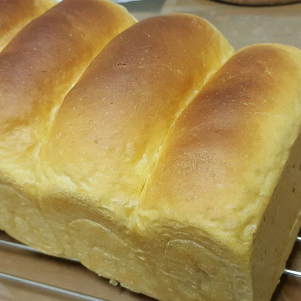 手揉南瓜拔絲吐司 : 潘依婷一起做