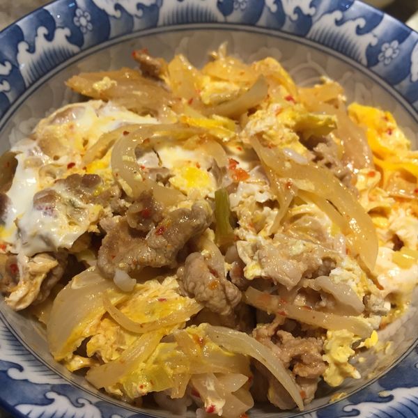 泡菜豬肉蓋飯：吳依潔 一起做