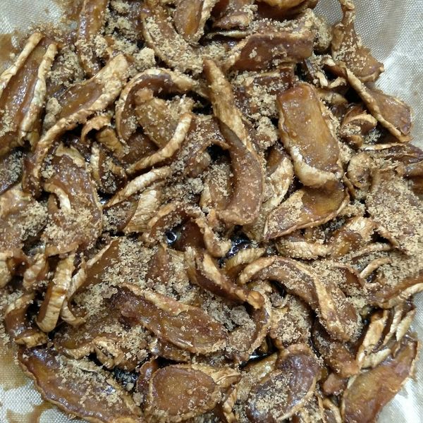 手工慢炒黑糖薑片 : 琦一起做