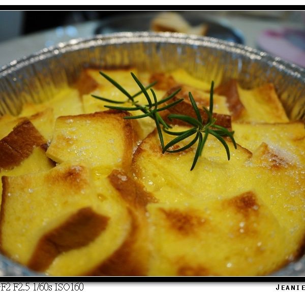 超簡單香蕉麵包布丁 : Jeanie Huang一起做