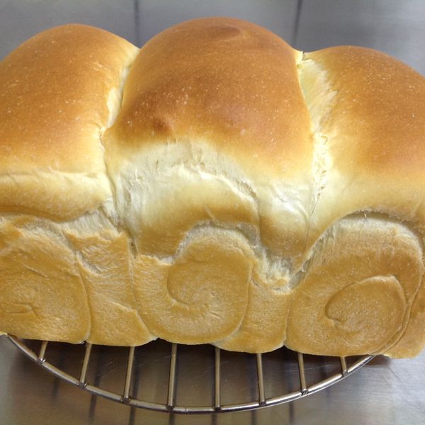 蘋果牛奶山形吐司 : Jinlan Kao一起做