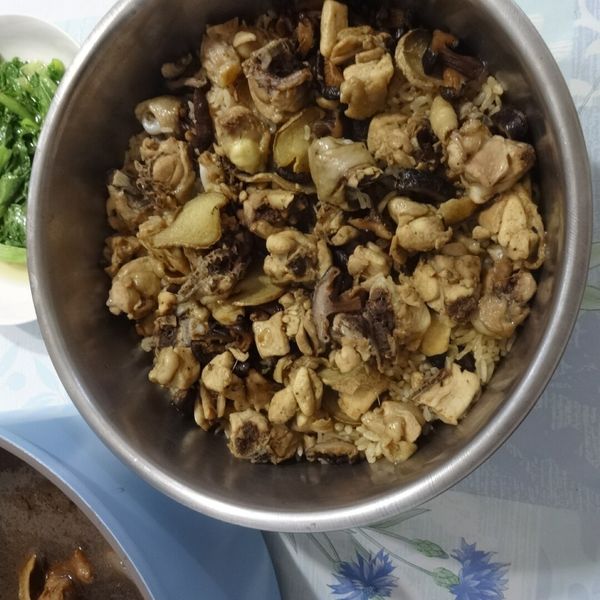 電鍋料理‧麻油雞丁飯 : 江采璇一起做