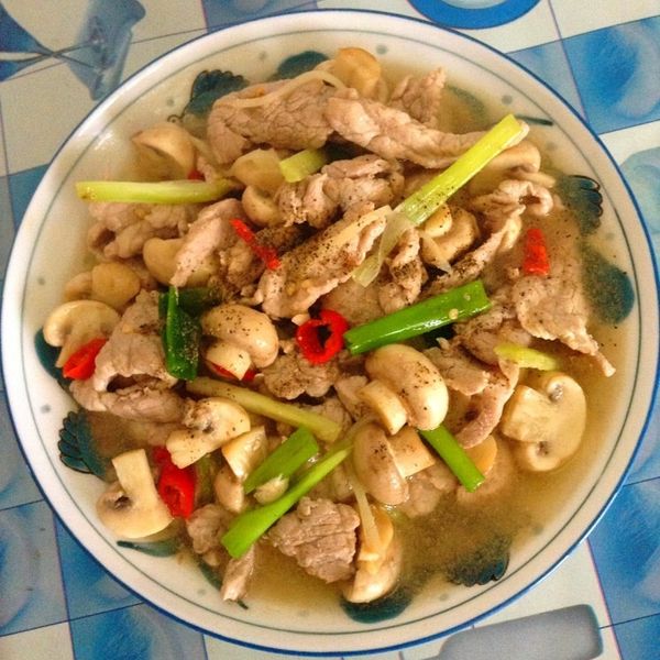 【厚生廚房】梅花肉片炒洋菇 : Beibei Tsai一起做