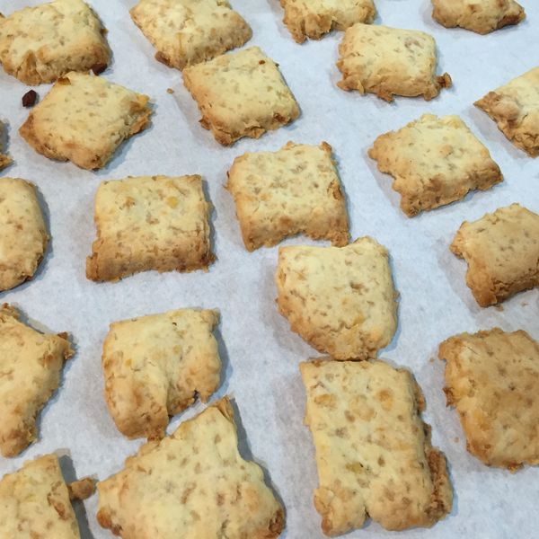 ❤甜點料理 ❤蘋果餅乾好香好好味 : 李悅安一起做