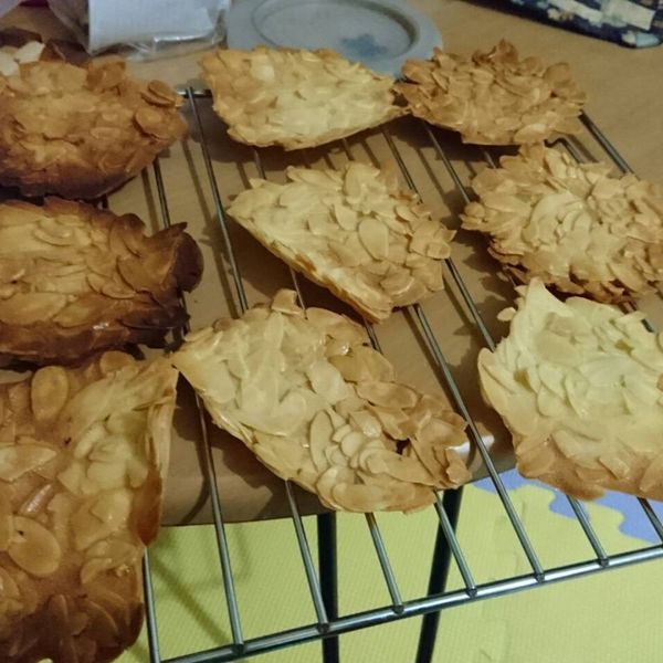 香、酥、脆的杏仁瓦片：Zoe Hsu 一起做