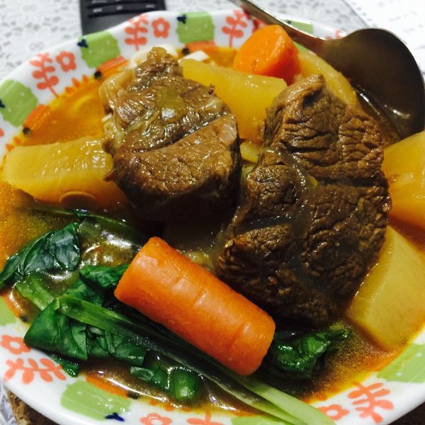 家常紅燒番茄牛肉麵 : Rita Wang一起做