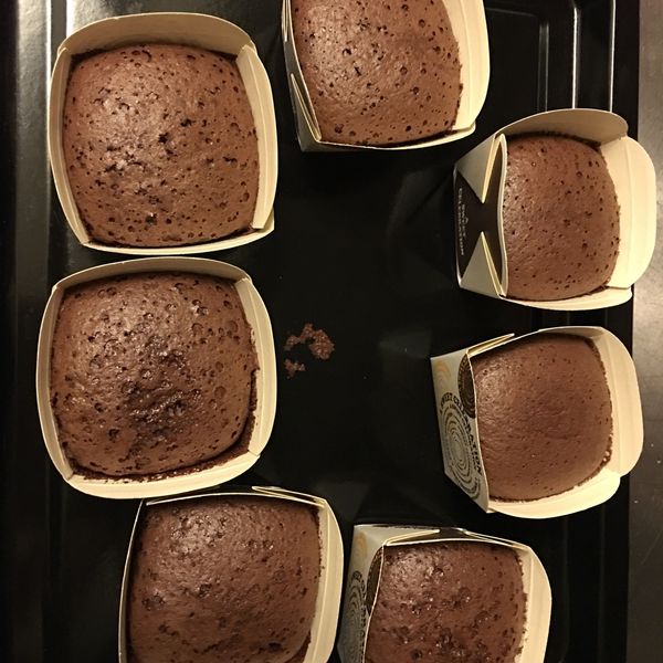 巧克力杯子蛋糕 : ting一起做