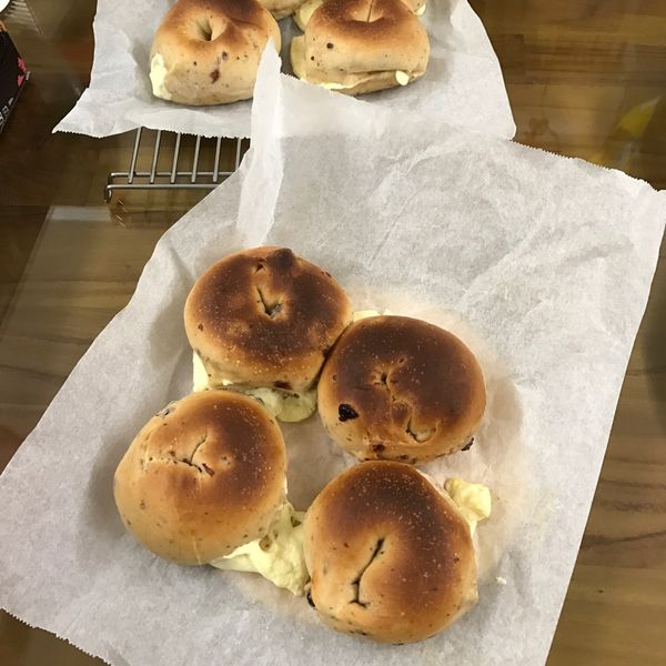 【香濃柔軟】蔓越莓奶油乳酪麵包捲 : 許雅惠一起做