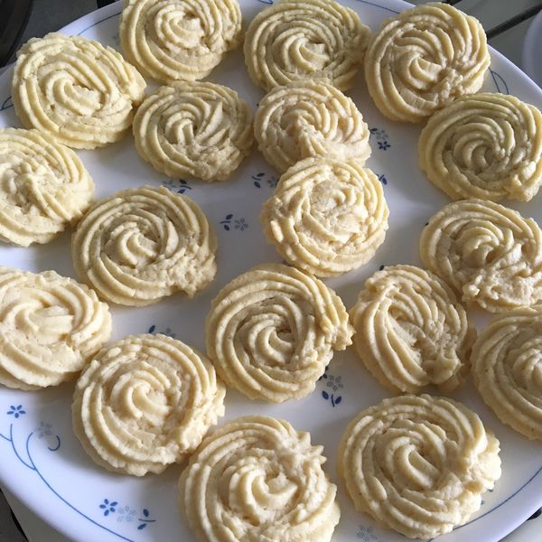 玫瑰擠花餅乾 : 余妞妞一起做