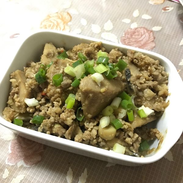 中式廚房 X 肉末醬燒芋頭 : 新手小媳婦廚房一起做