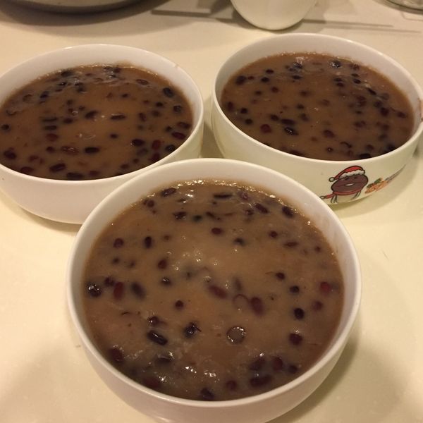 黑麻麻黑白煮一起做