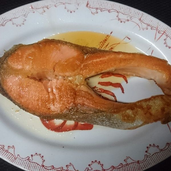 乾煎鮭魚 : 老三一起做