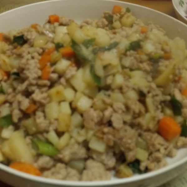 肉末炒馬鈴薯 : vivi一起做