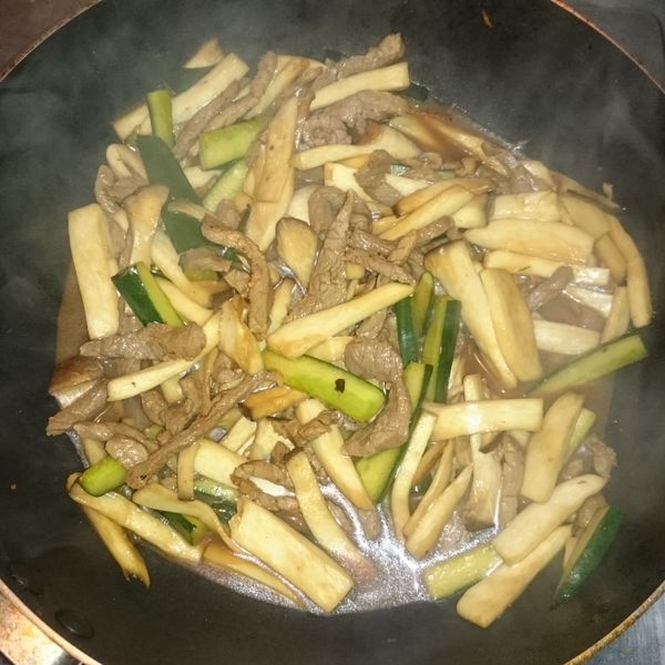 杏鮑菇炒牛肉 : Yumi 一起做