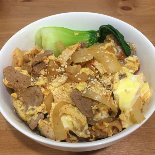 泡菜豬肉蓋飯：Jean Lin 一起做