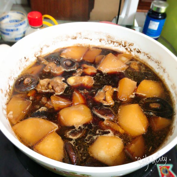 蘿蔔燒雞:Chen Pai-Hsun 一起做