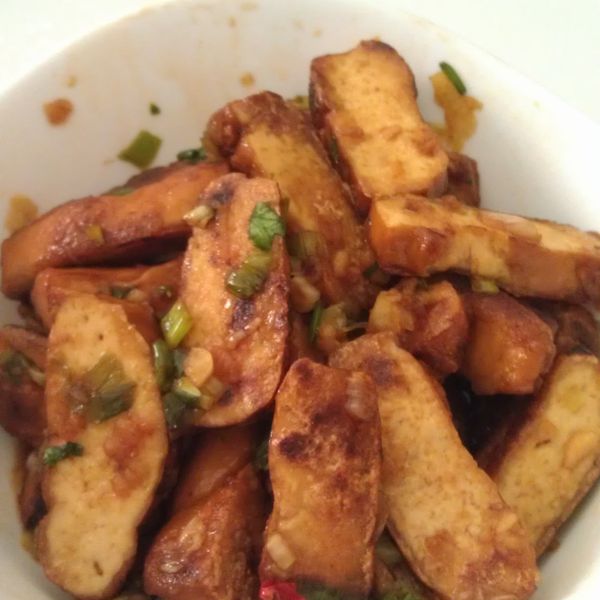 簡單好吃的蒜香豆干 : Cava Chang一起做