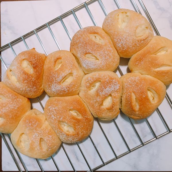 不是胖達人的奶油乳酪皇冠麵包(冷藏低溫)：貢丸 一起做