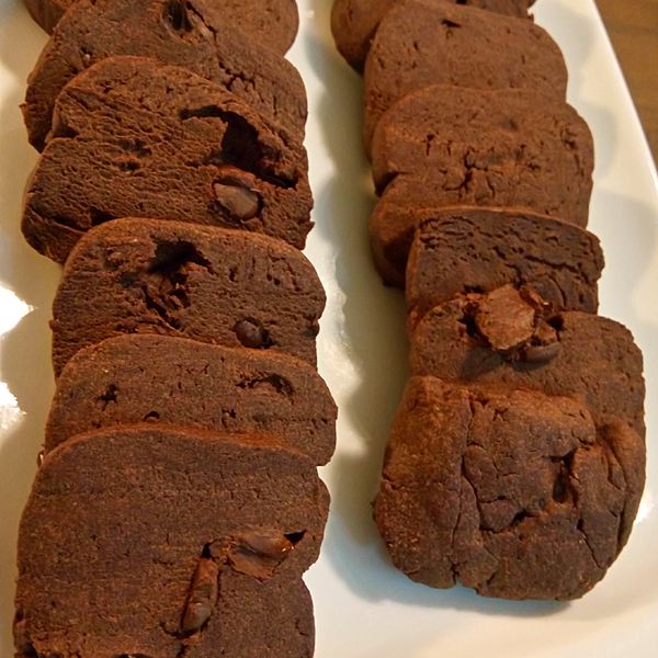 超簡單～巧克力餅乾 : Eric&Momo一起做