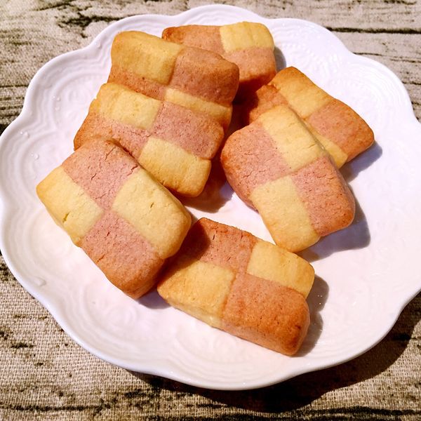 （新手不敗）棋盤小西餅：YiShan Yang 一起做