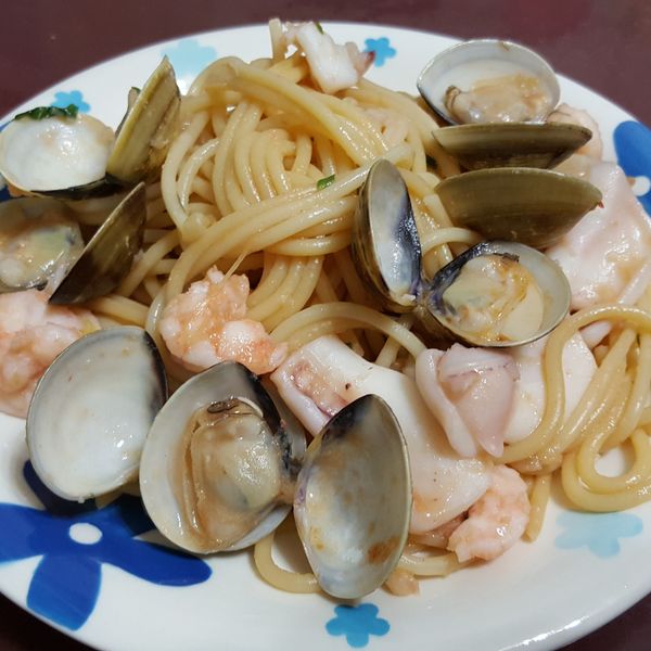 白酒蒜香蛤蠣義大利麵：Lillian Lin 一起做