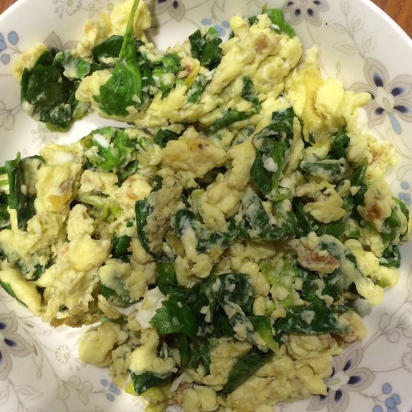 芹菜葉煎蛋：Alice Lu 一起做