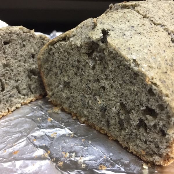 芝麻磅蛋糕(減糖減油版)：Anita 一起做