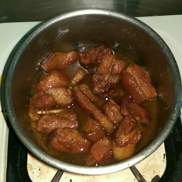 不加一滴水紅燒肉 : 料理新手一起做