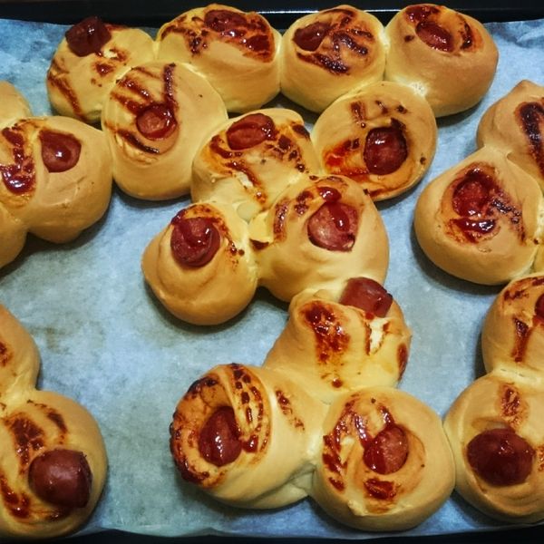 香料德式香腸鹹麵包:林小瑩 一起做