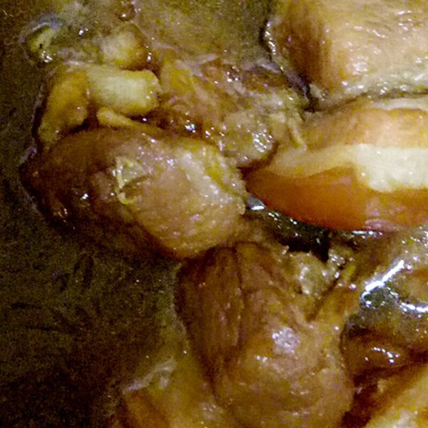 不加一滴水紅燒肉 : 葉靜雯一起做