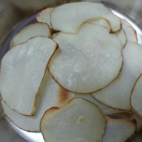 迷迭香風味烤洋芋片：心生活 一起做