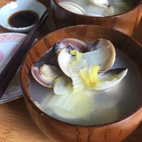 蛤蜊蒜頭雞湯_電鍋料理 湯頭濃郁秘訣 : Man Po一起做