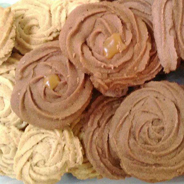 影片-擠花牛油曲奇(原味/抹茶/朱古力) : 吳彩慎一起做