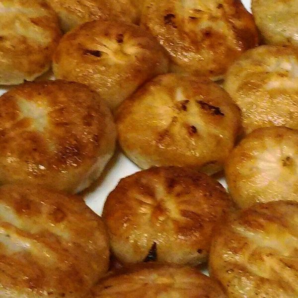 豬肉高麗菜水煎包 : 吳彩慎一起做